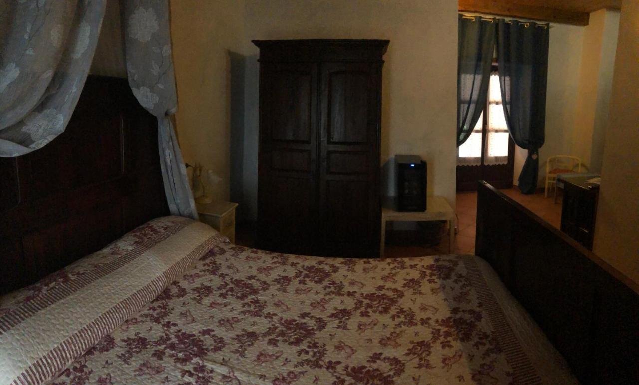 Agriturismo La Ca Veja Монфорте-д'Альба Екстер'єр фото